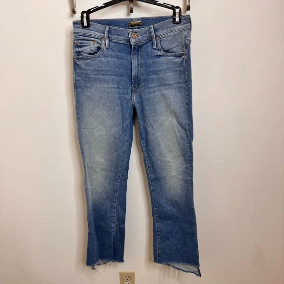 MOTHER Insider Crop Step Fray Jeans Shoot to thrill - Picture 5 of 10